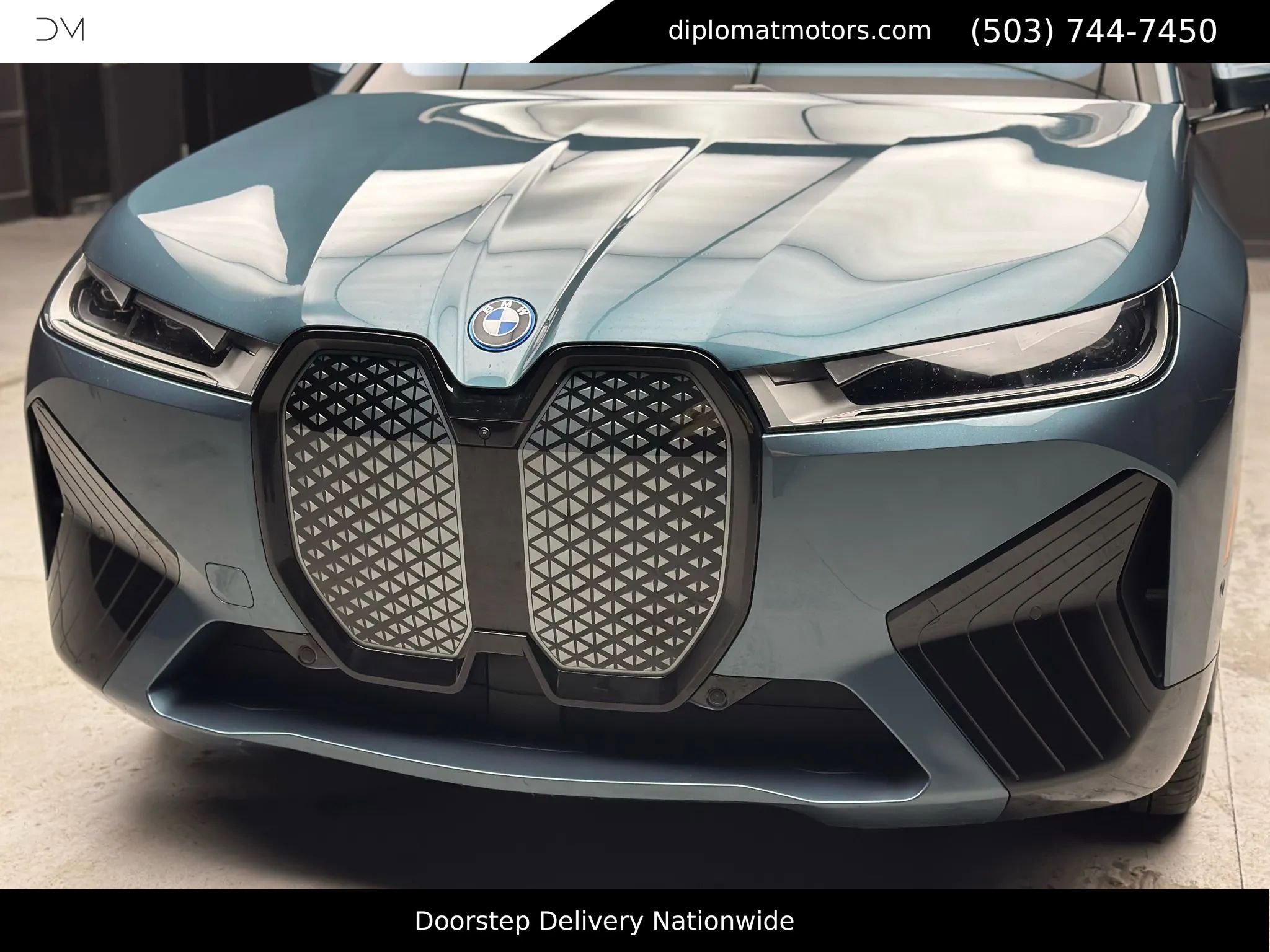 Used 2025 BMW iX xDrive50 w/ Premium Package image 13