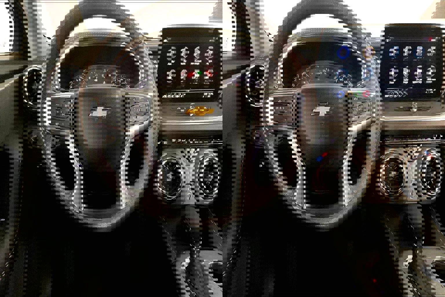 Used 2025 Chevrolet Blazer LT image 5