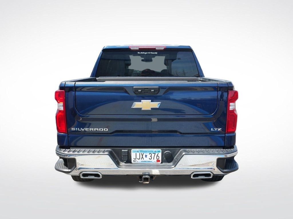 Used 2023 Chevrolet Silverado 1500 LTZ AWD/4WD image 4