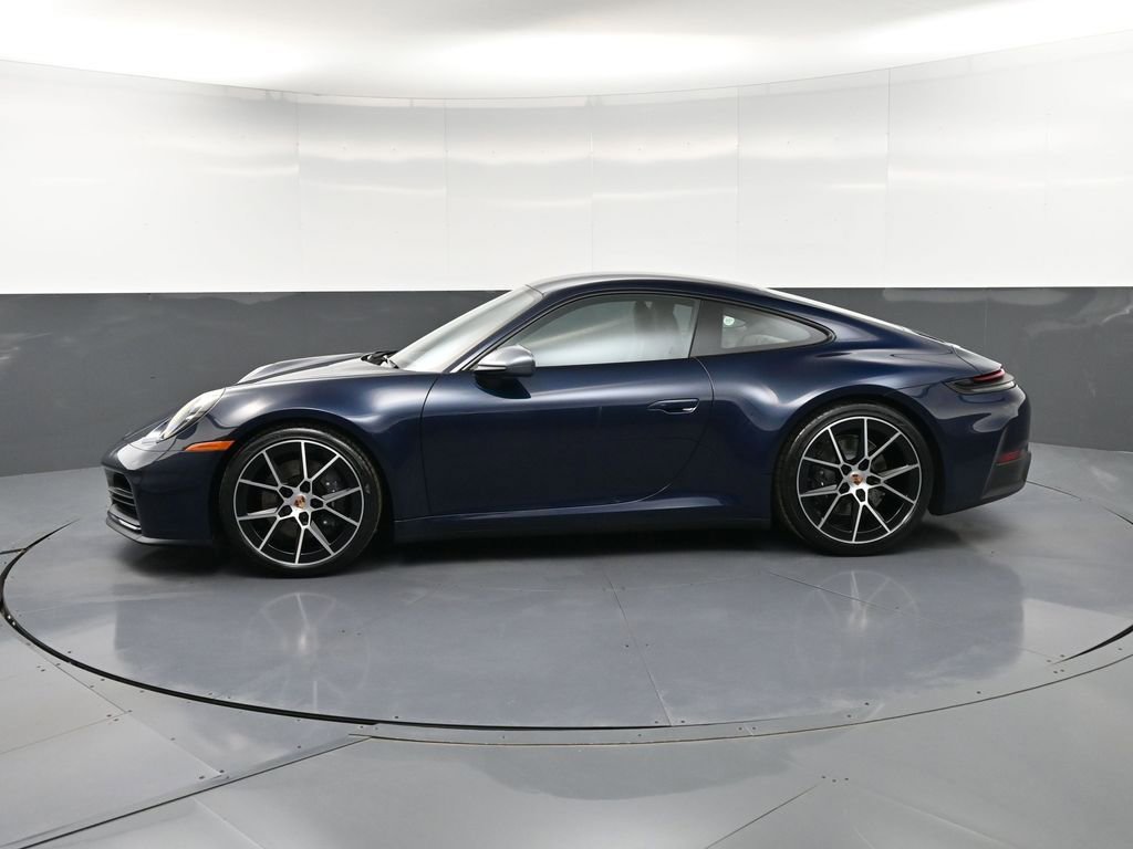 New 2026 Porsche 911 Carrera T RWD image 2