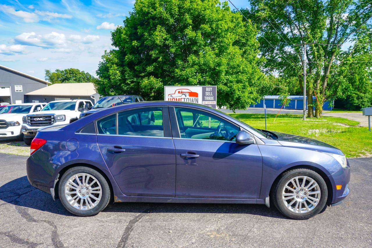 Used 2013 Chevrolet Cruze Eco FWD image 2