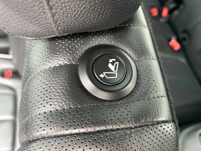 Used 2023 Hyundai Palisade Limited w/ Winter Package FWD image 45