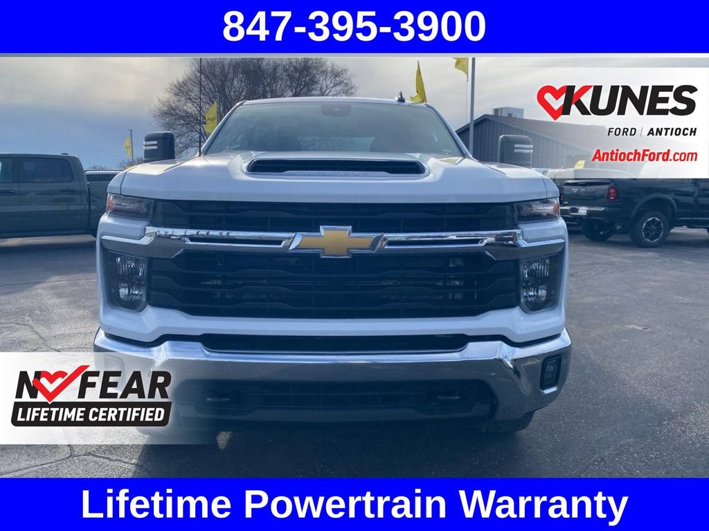 Used 2025 Chevrolet Silverado 2500 LT w/ Convenience Package AWD/4WD image 14