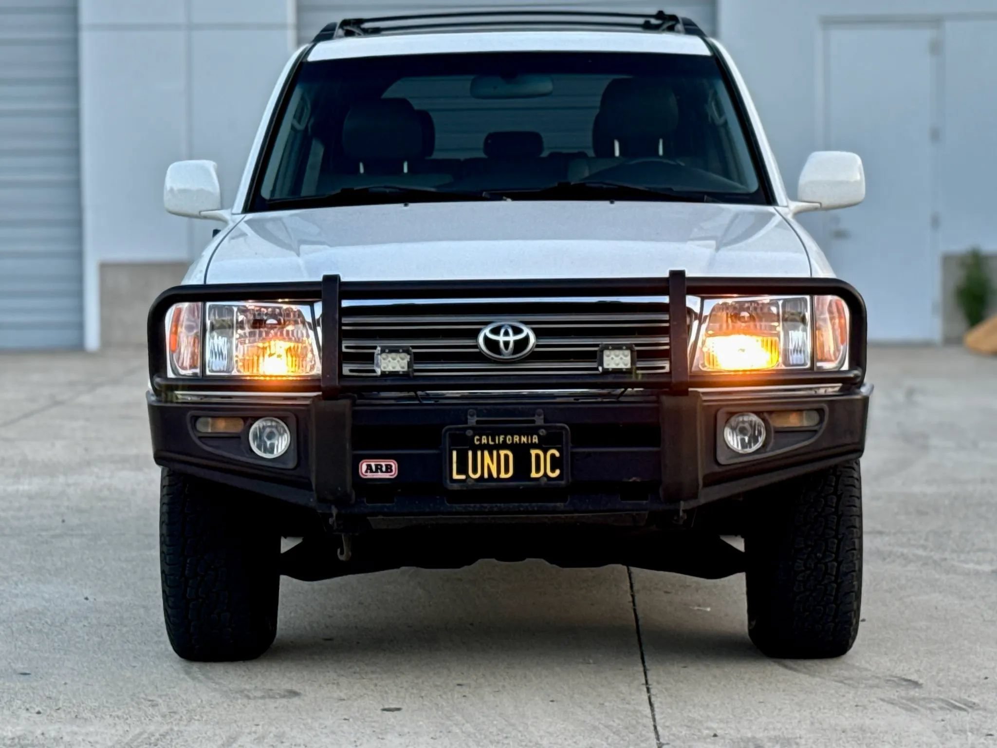 Used 2005 Toyota Land Cruiser w/ Convenience Pkg AWD/4WD image 7