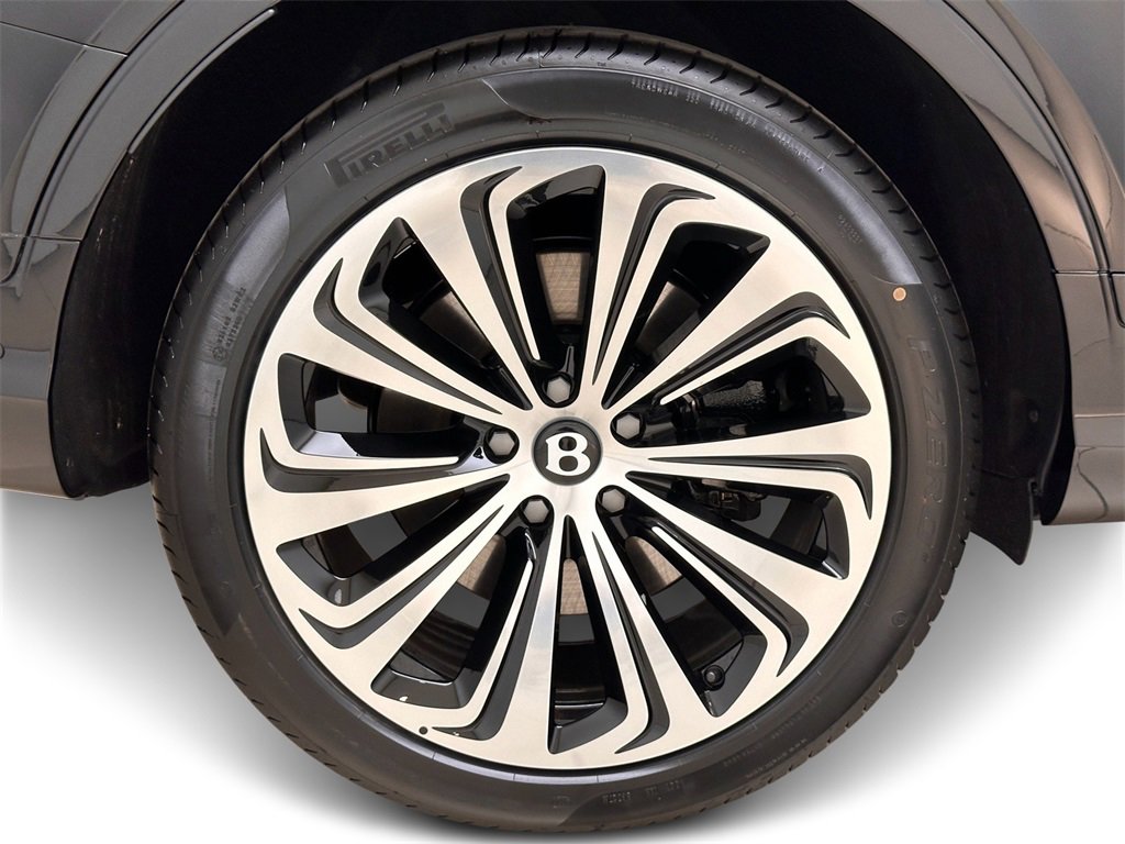 New 2024 Bentley Bentayga image 12