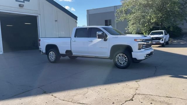Used 2023 Chevrolet Silverado 3500 High Country AWD/4WD image 2