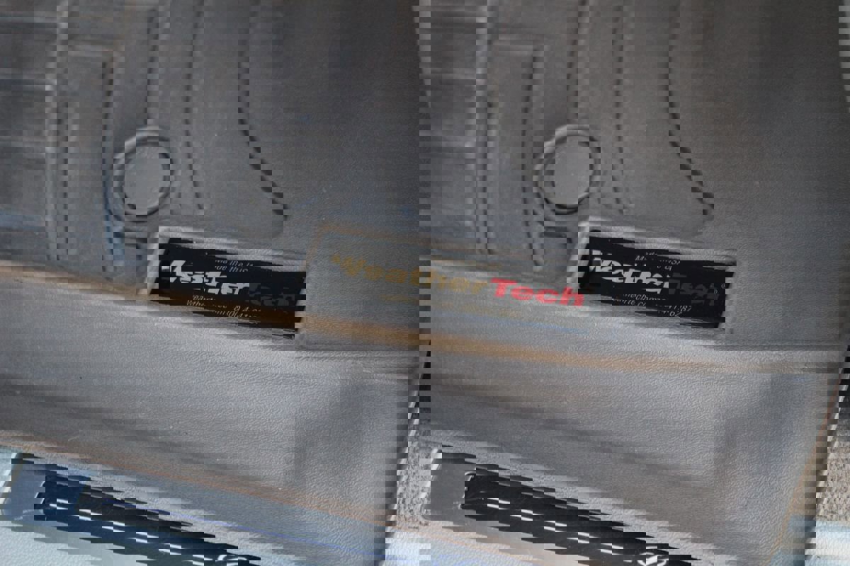 Used 2015 Cadillac Escalade ESV Premium image 12