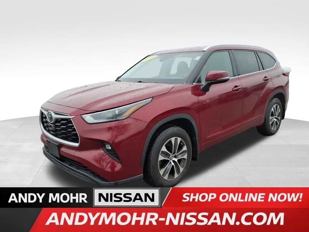 Used 2021 Toyota Highlander XLE image 4