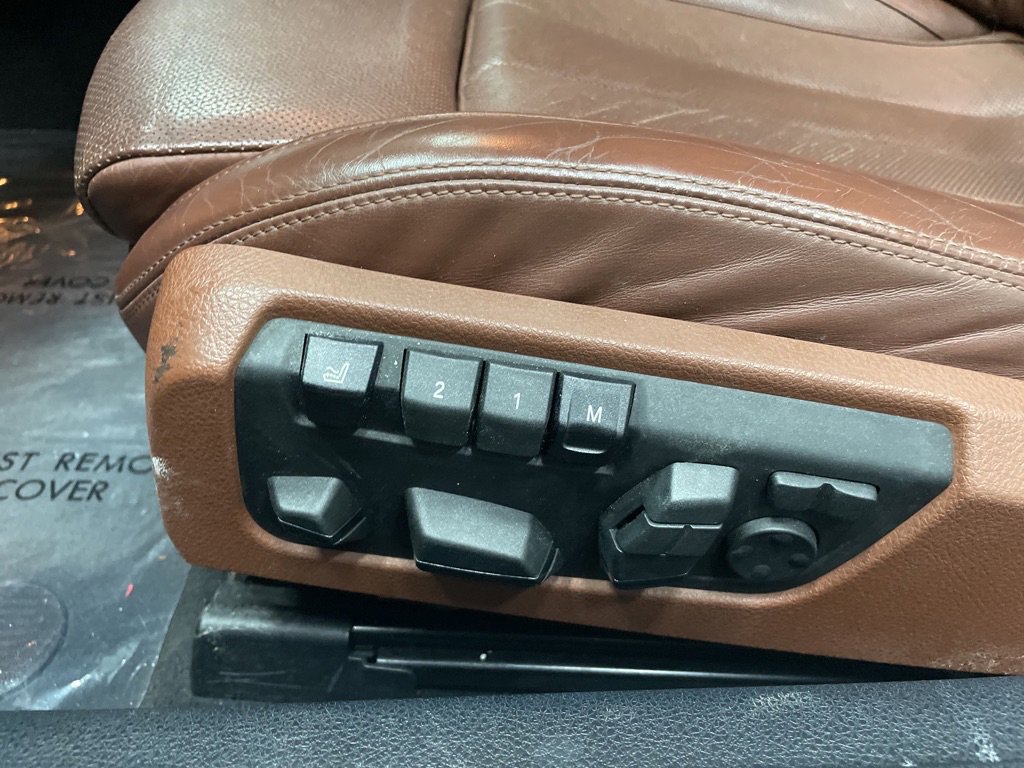 Used 2012 BMW 650i Coupe image 17