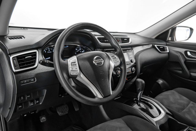 Used 2016 Nissan Rogue S AWD/4WD image 12