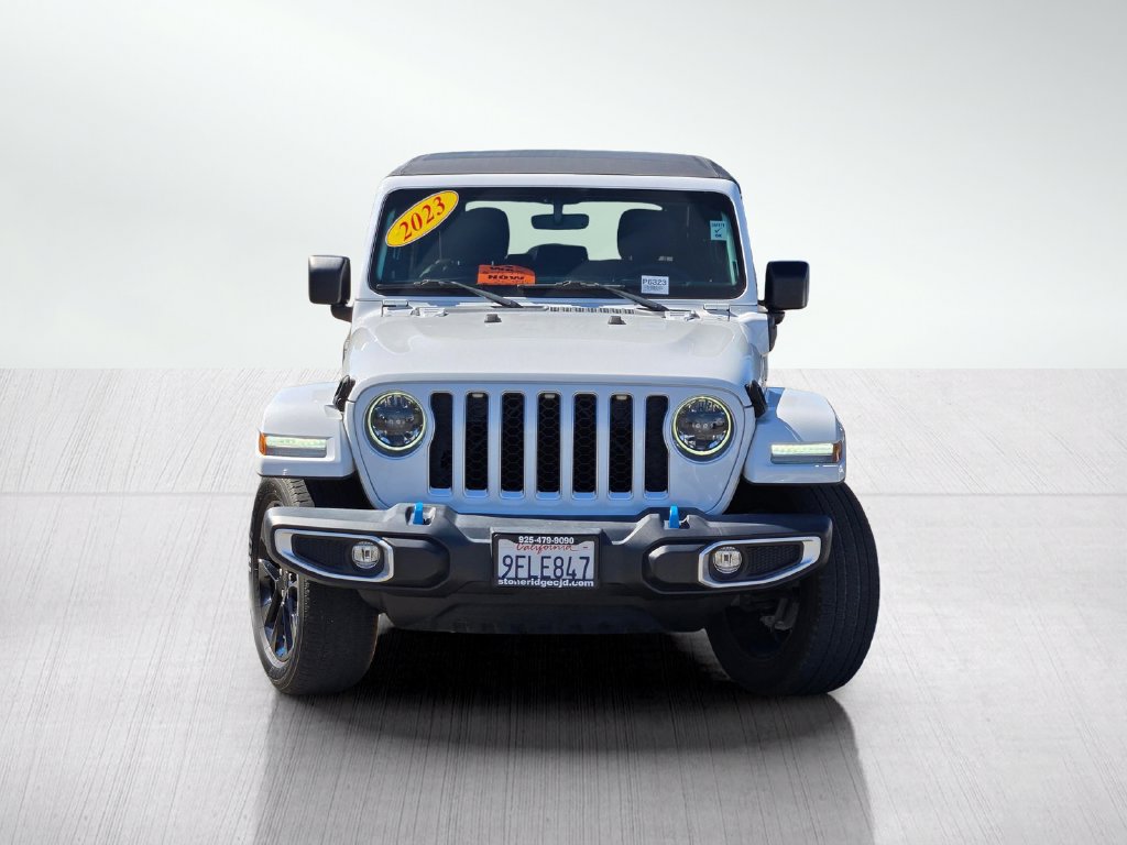 Used 2023 Jeep Wrangler Unlimited Sahara w/ Cold Weather Group AWD/4WD image 2