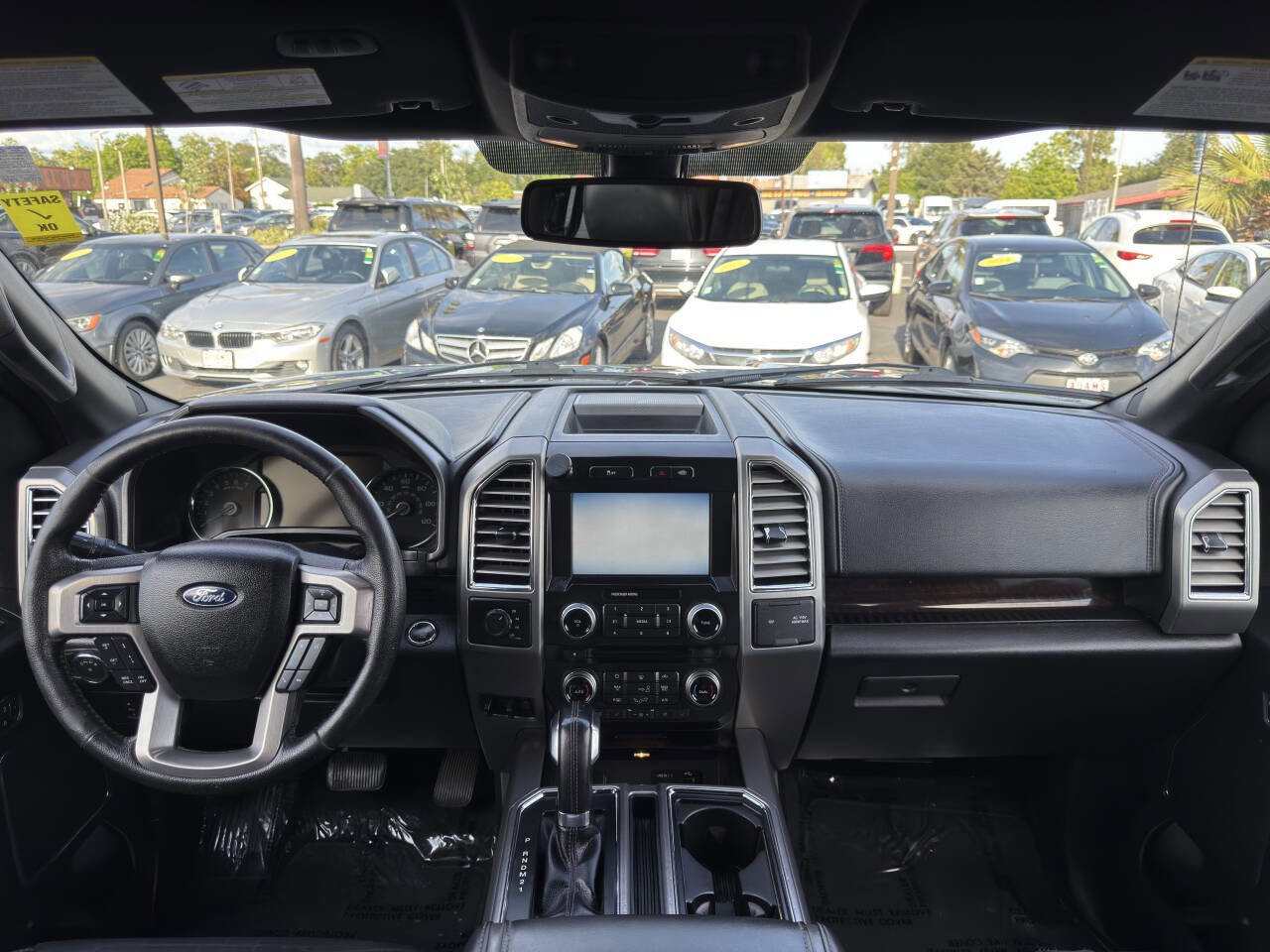Used 2015 Ford F150 Platinum w/ Equipment Group 701A Luxury AWD/4WD image 14
