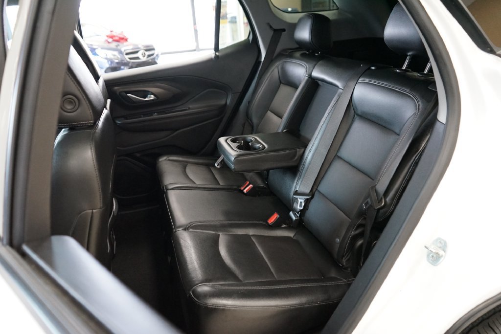 Used 2023 GMC Terrain SLT FWD image 44