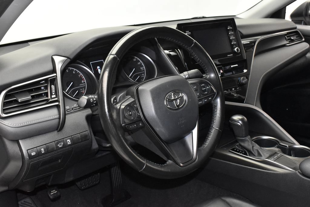 Used 2023 Toyota Camry SE FWD image 14