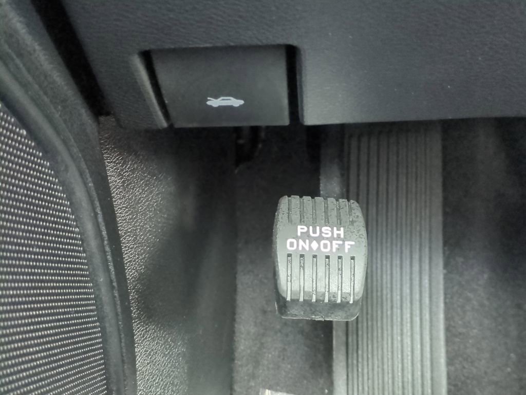 Used 2023 Dodge Charger SRT Hellcat w/ Harman/Kardon Audio Group image 26