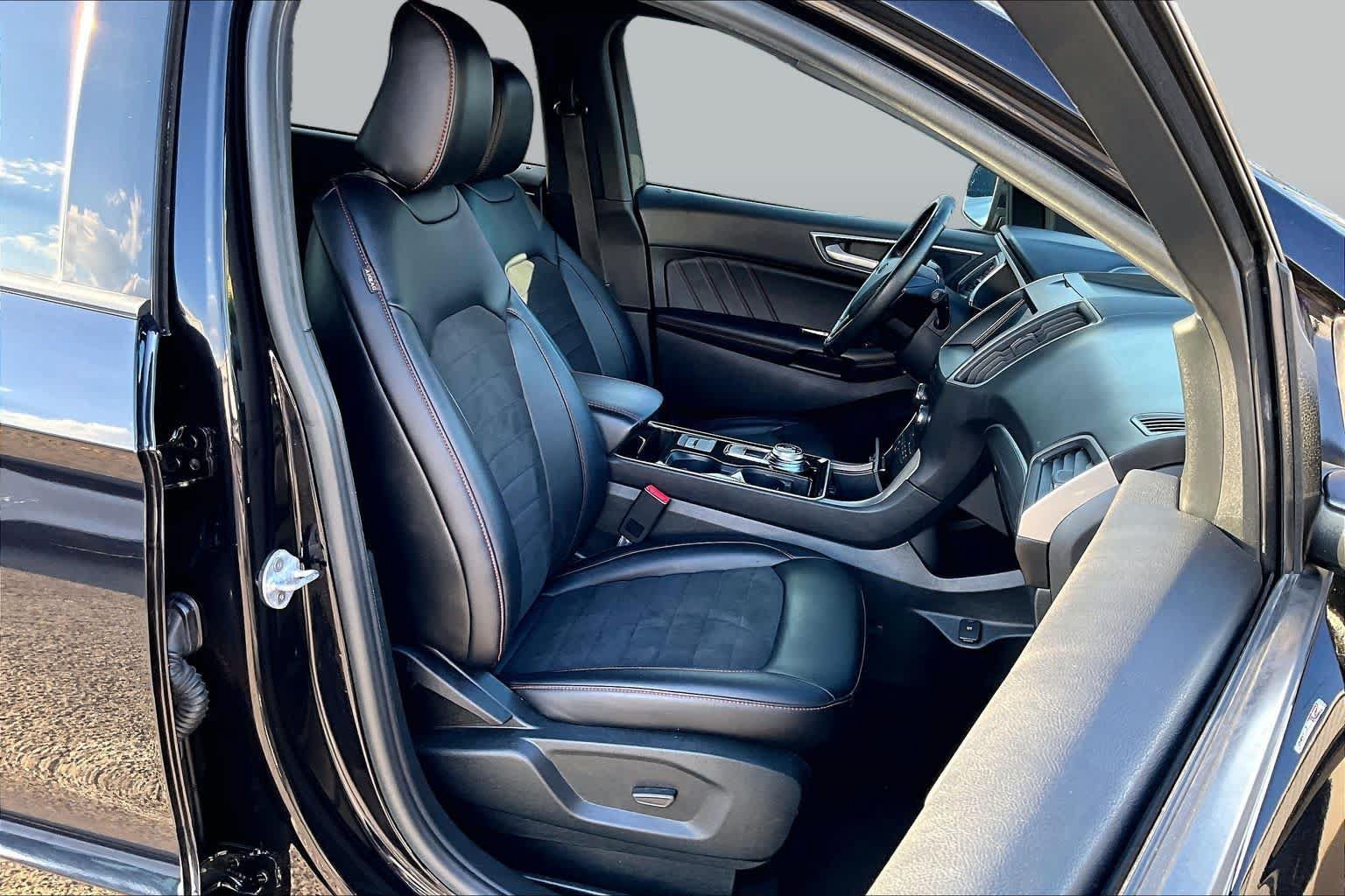 Used 2020 Ford Edge ST-Line FWD image 10