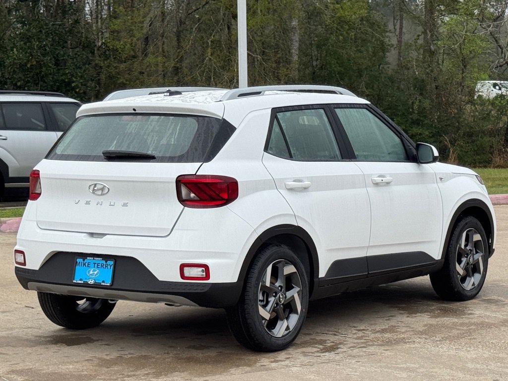 New 2026 Hyundai Venue SEL FWD image 14