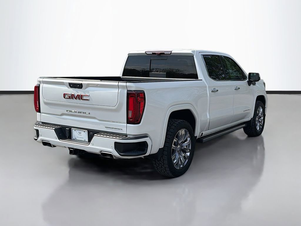 Used 2022 GMC Sierra 1500 Denali w/ Denali Reserve Package image 5