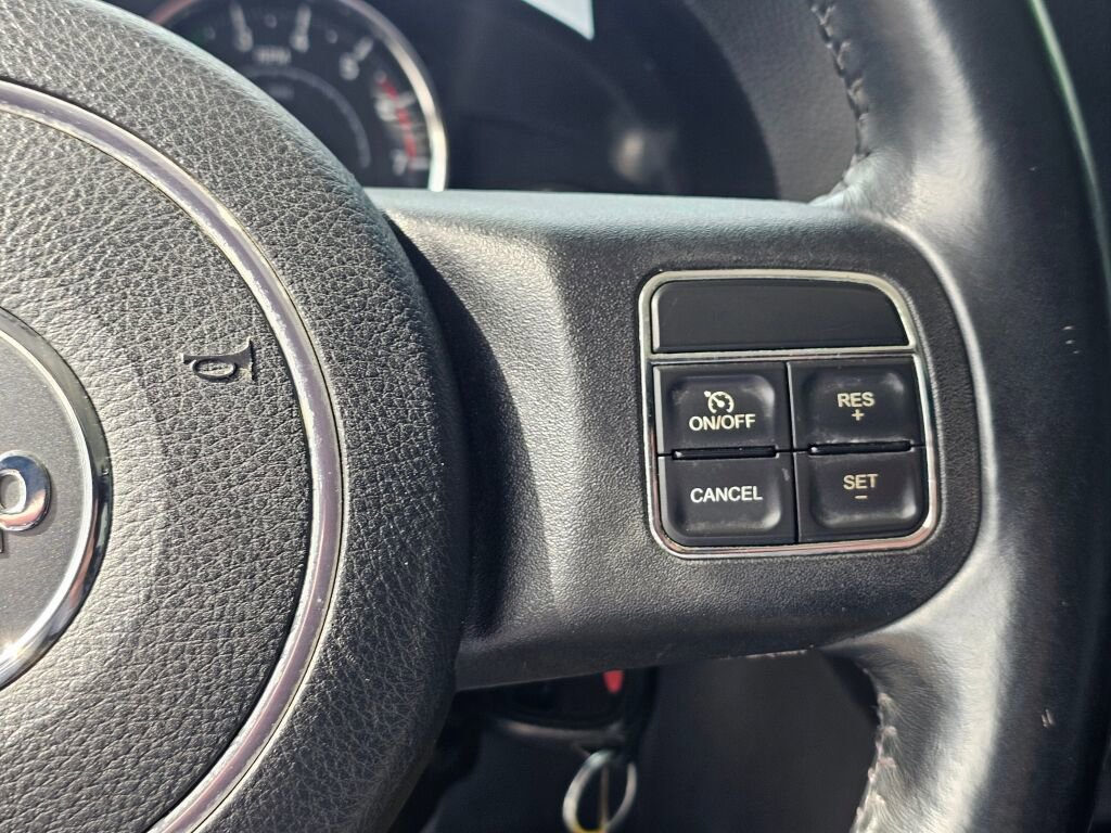 Used 2012 Jeep Wrangler Unlimited Sahara w/ Dual Top Group AWD/4WD image 29