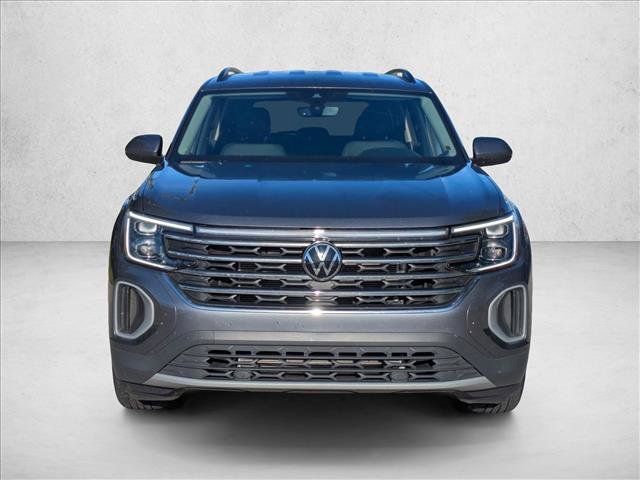 Used 2025 Volkswagen Atlas SE FWD image 2