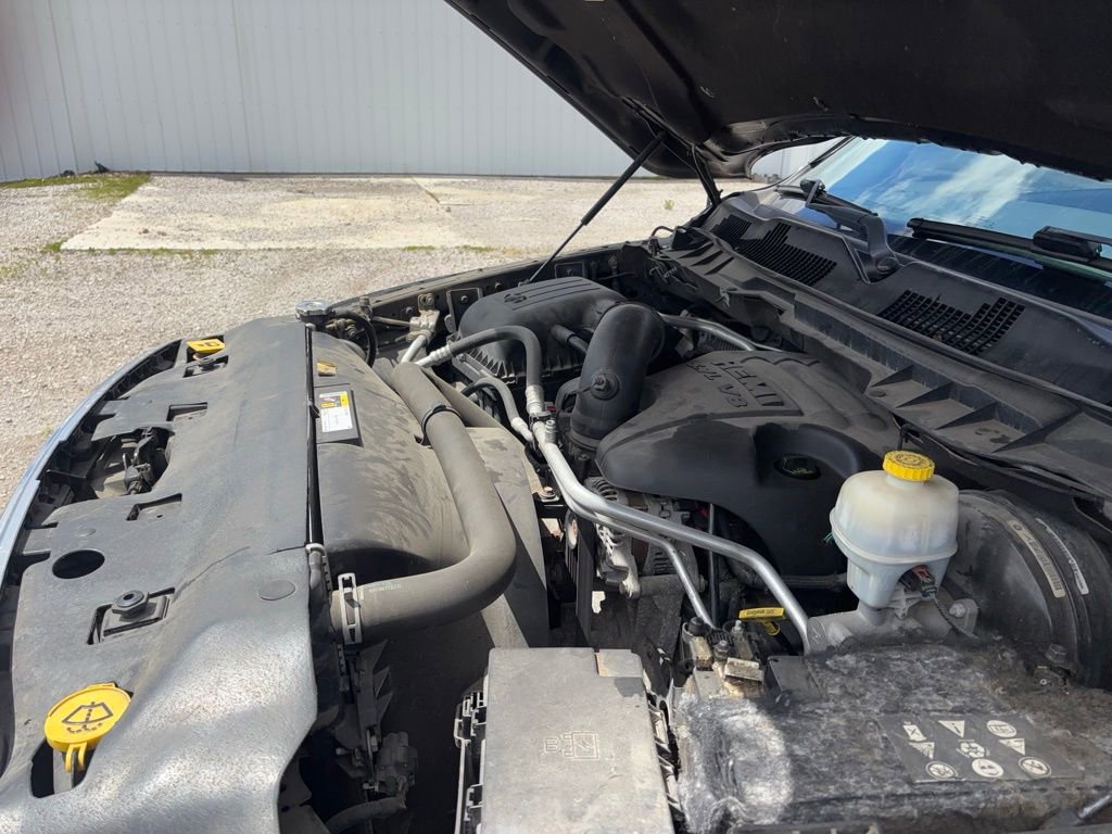 Used 2016 RAM 1500 Laramie AWD/4WD image 21