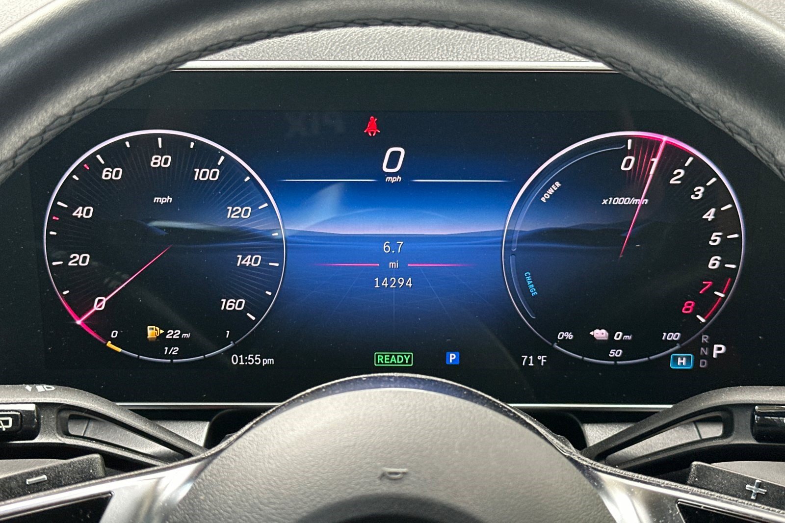 Used 2025 Mercedes-Benz GLC 350e 4MATIC image 24