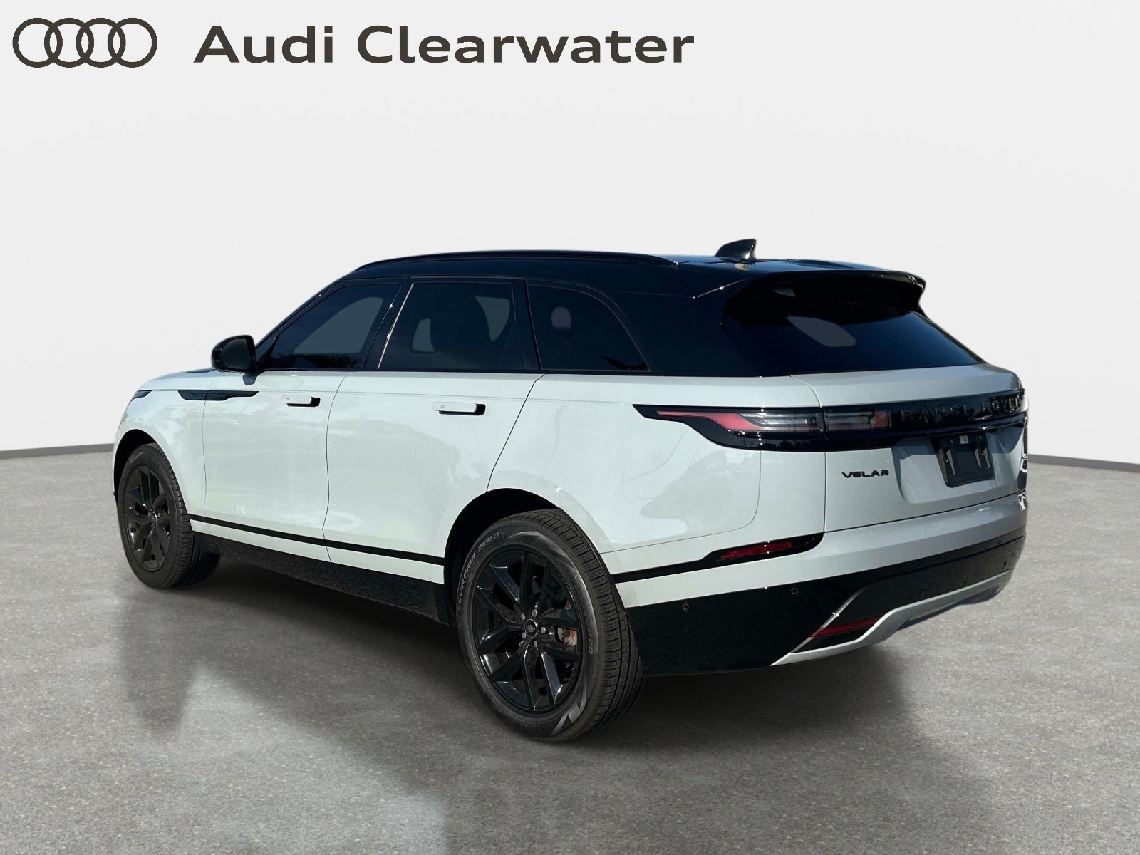 Used 2026 Land Rover Range Rover Velar Dynamic SE AWD/4WD image 2