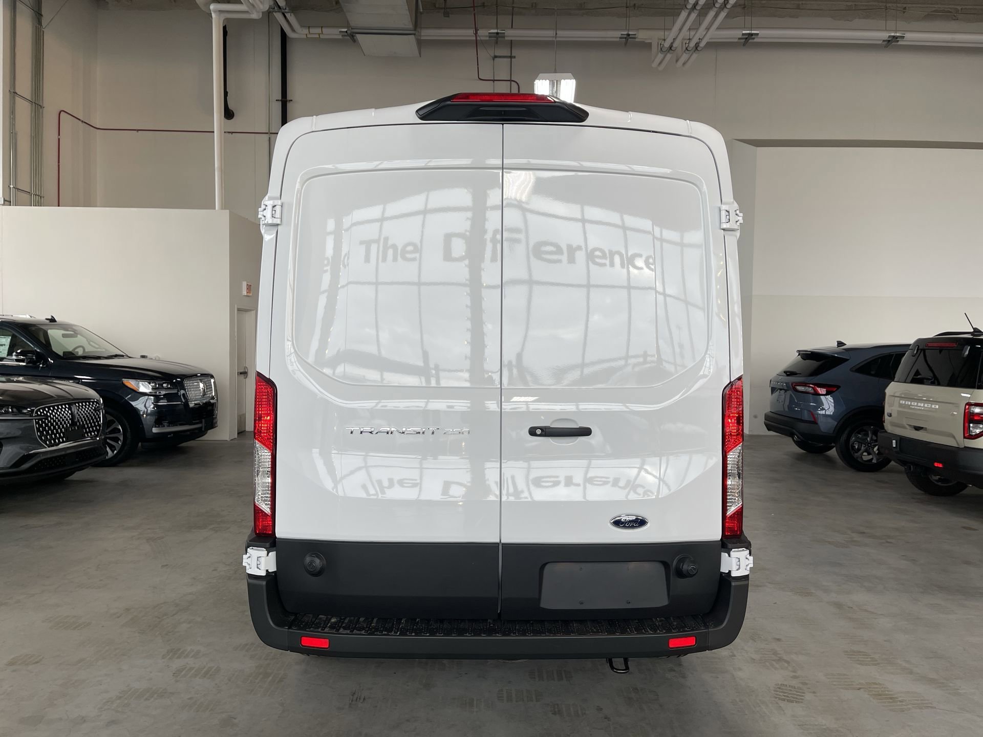 New 2024 Ford Transit 250 148 Medium Roof image 46