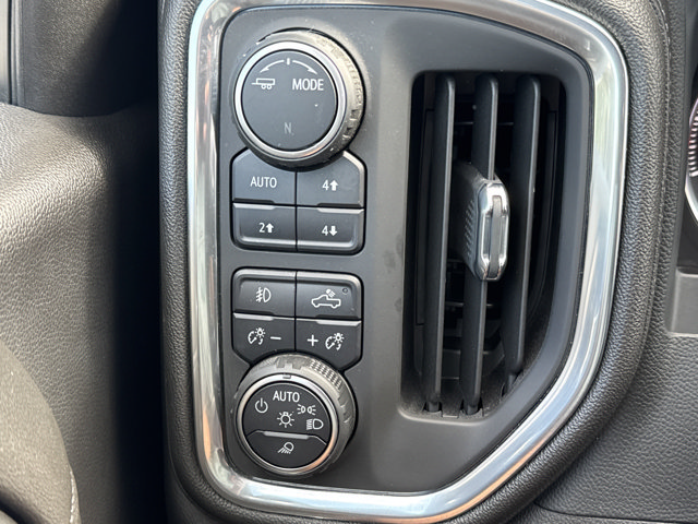 Used 2022 Chevrolet Silverado 1500 LTZ w/ Safety Package II AWD/4WD image 34