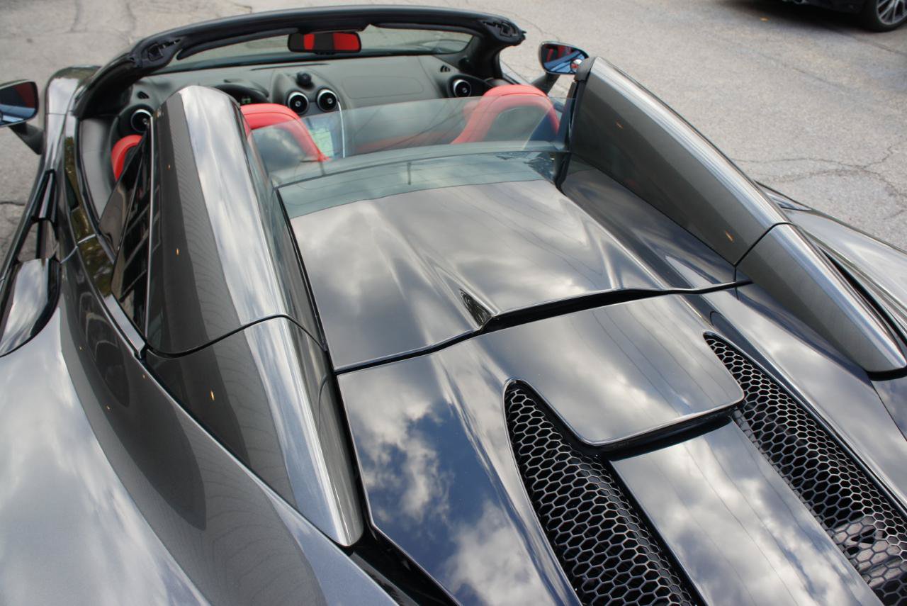 Used 2019 McLaren 570S Spider RWD image 43