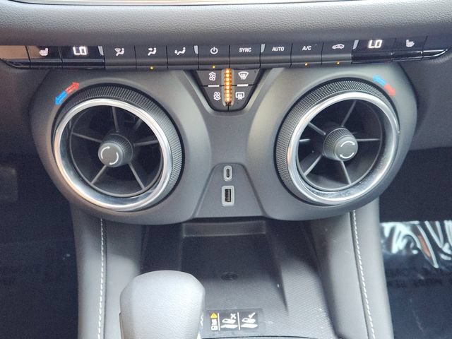 Used 2024 Chevrolet Blazer LT w/ Convenience Package FWD image 20