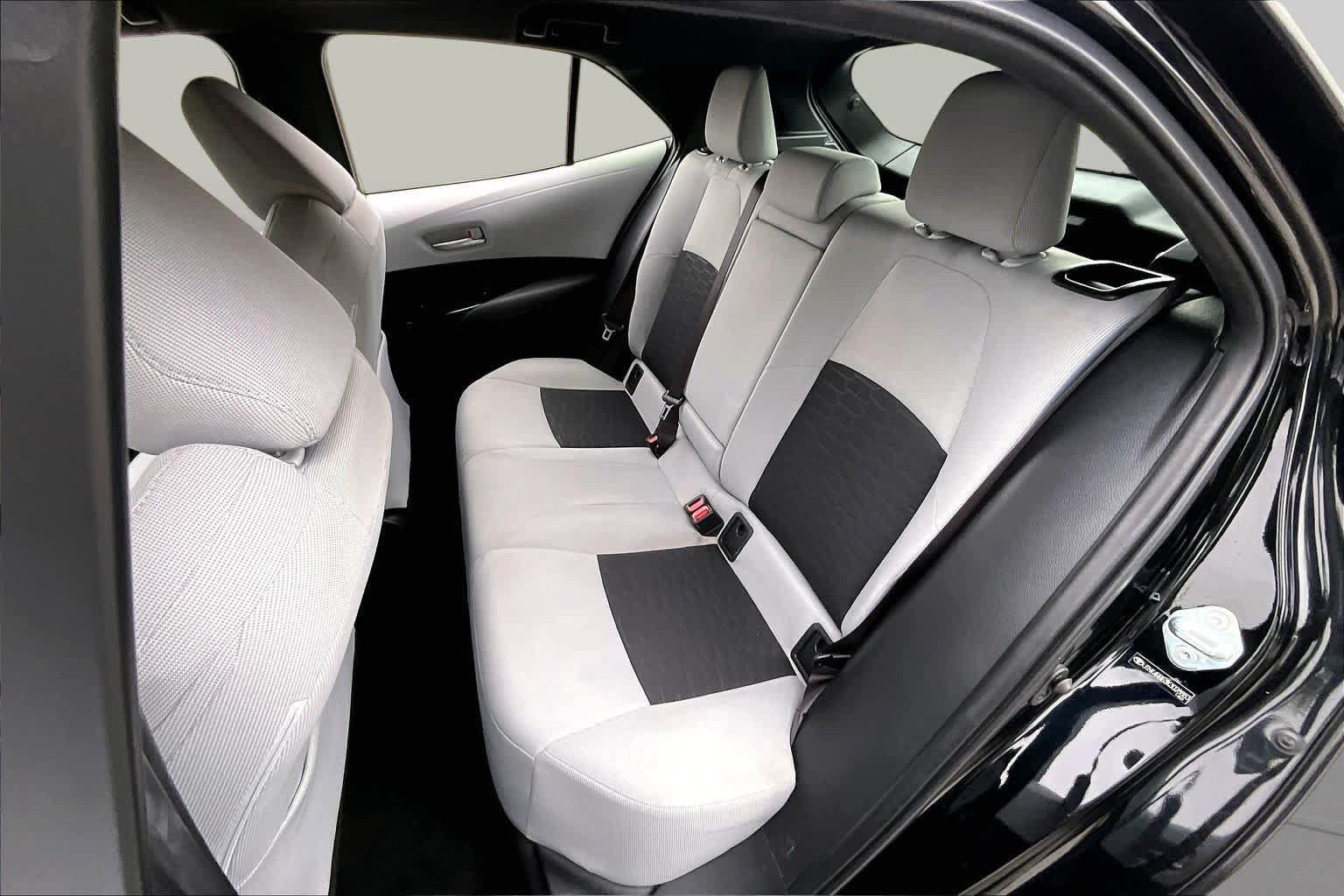 Used 2019 Toyota Corolla SE w/ SE Option Package FWD image 19