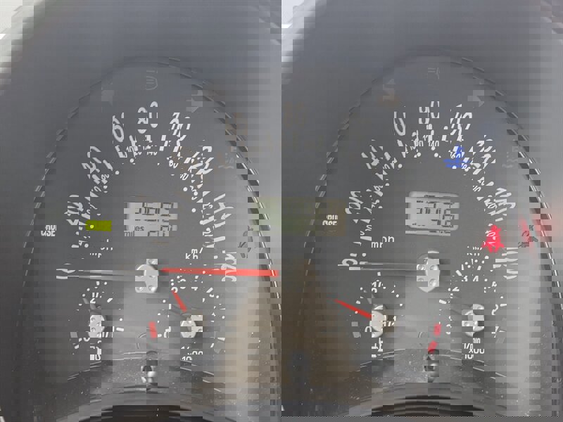 Used 2004 Volkswagen Beetle GLS image 18