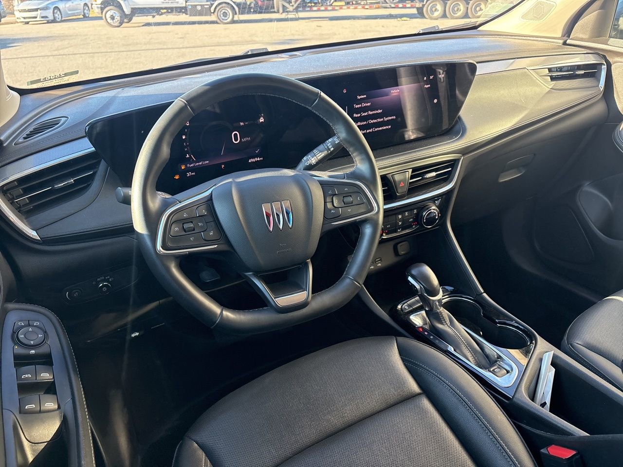 Used 2024 Buick Encore GX Sport Touring w/ Comfort Package image 4