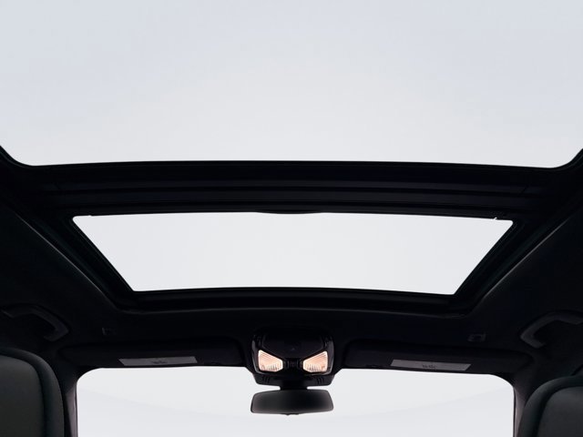 Used 2022 BMW X5 xDrive45e w/ Executive Package AWD/4WD image 19