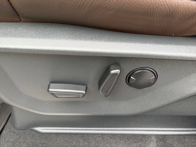 Used 2025 Ford Expedition Max King Ranch AWD/4WD image 13