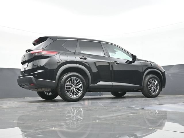 Used 2024 Nissan Rogue S AWD/4WD image 46