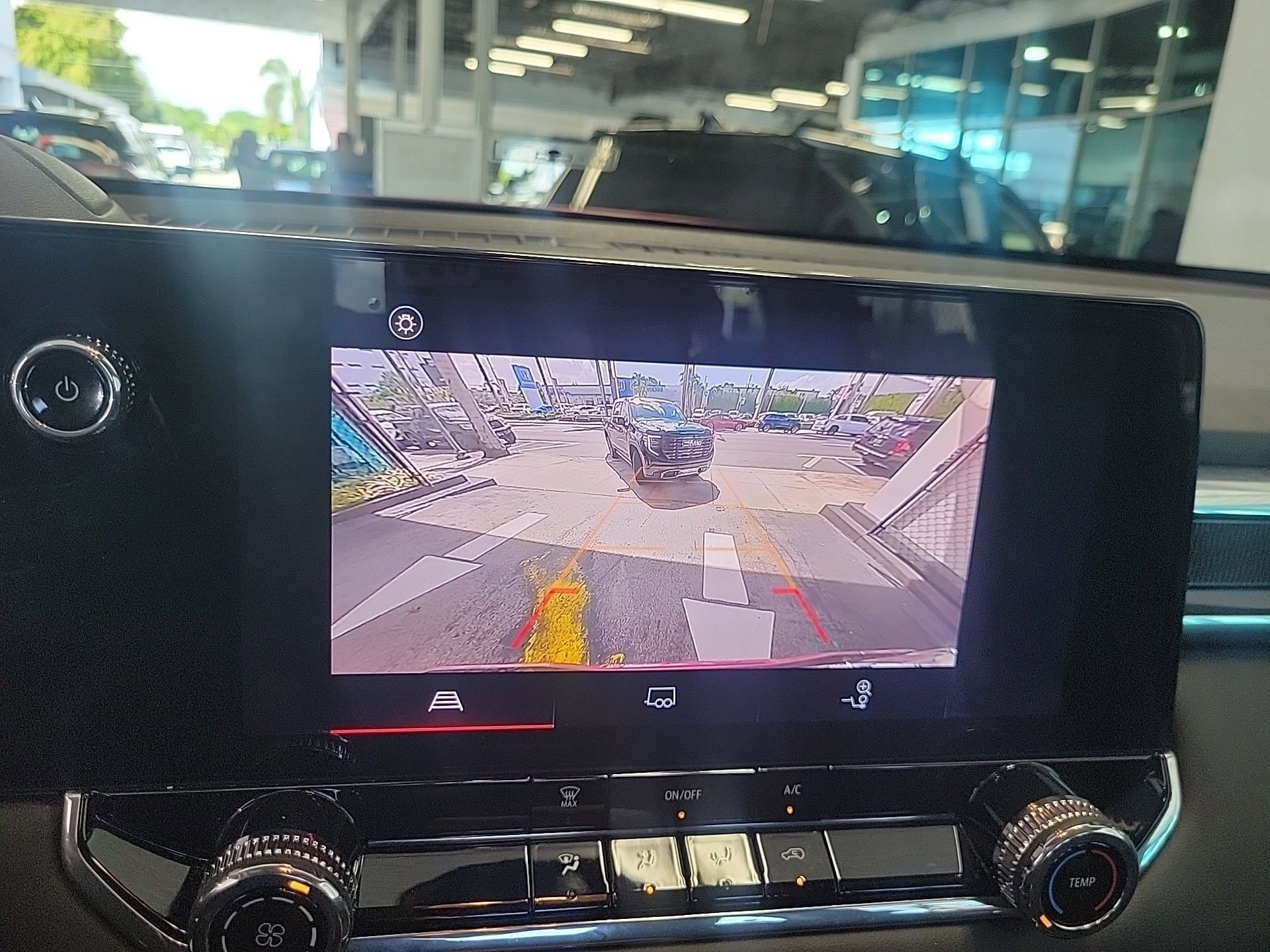 Certified 2024 GMC Canyon Elevation image 24