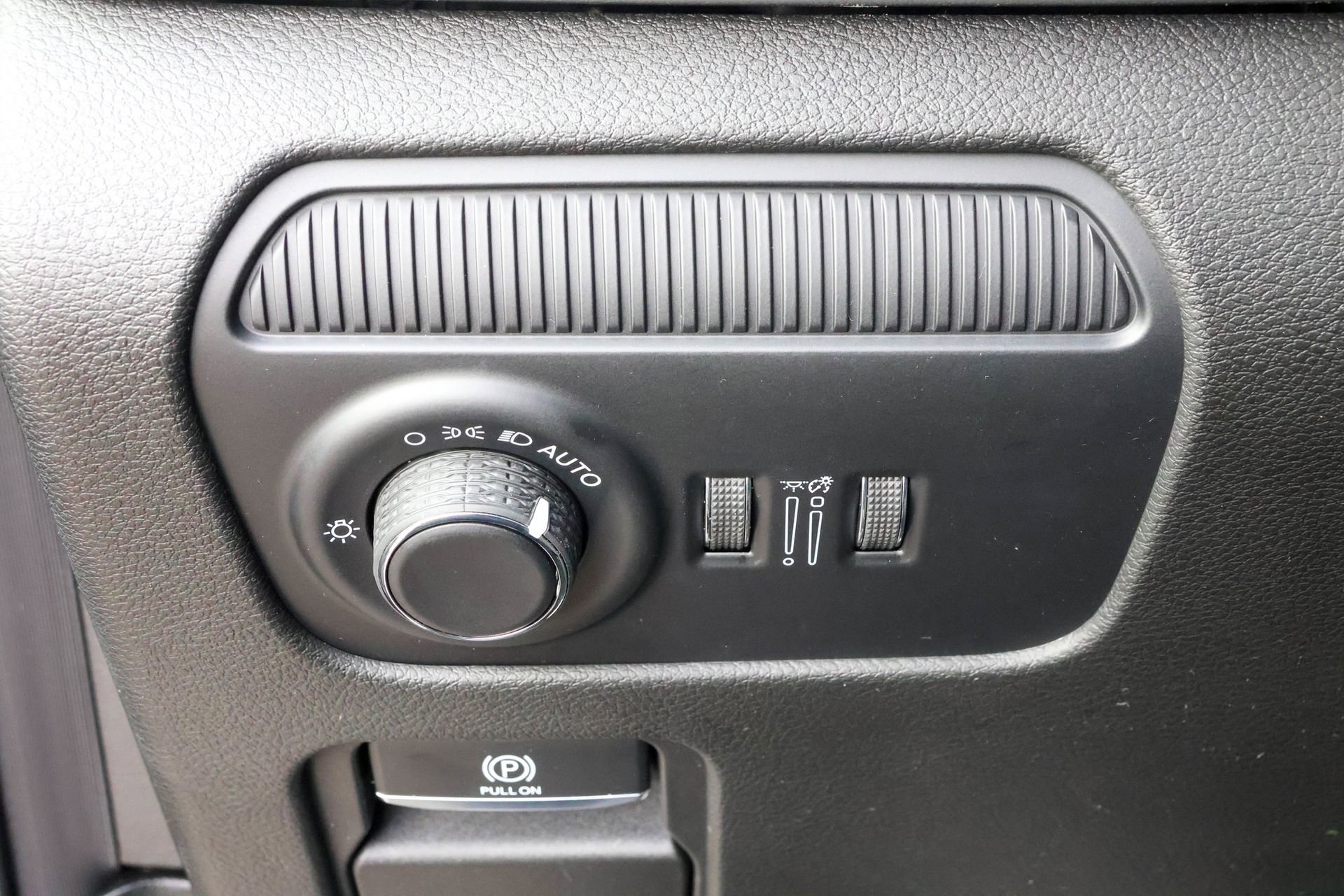 New 2026 Jeep Grand Wagoneer Limited image 33