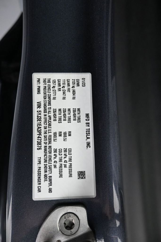 Used 2023 Tesla Model 3 Standard Range RWD image 9