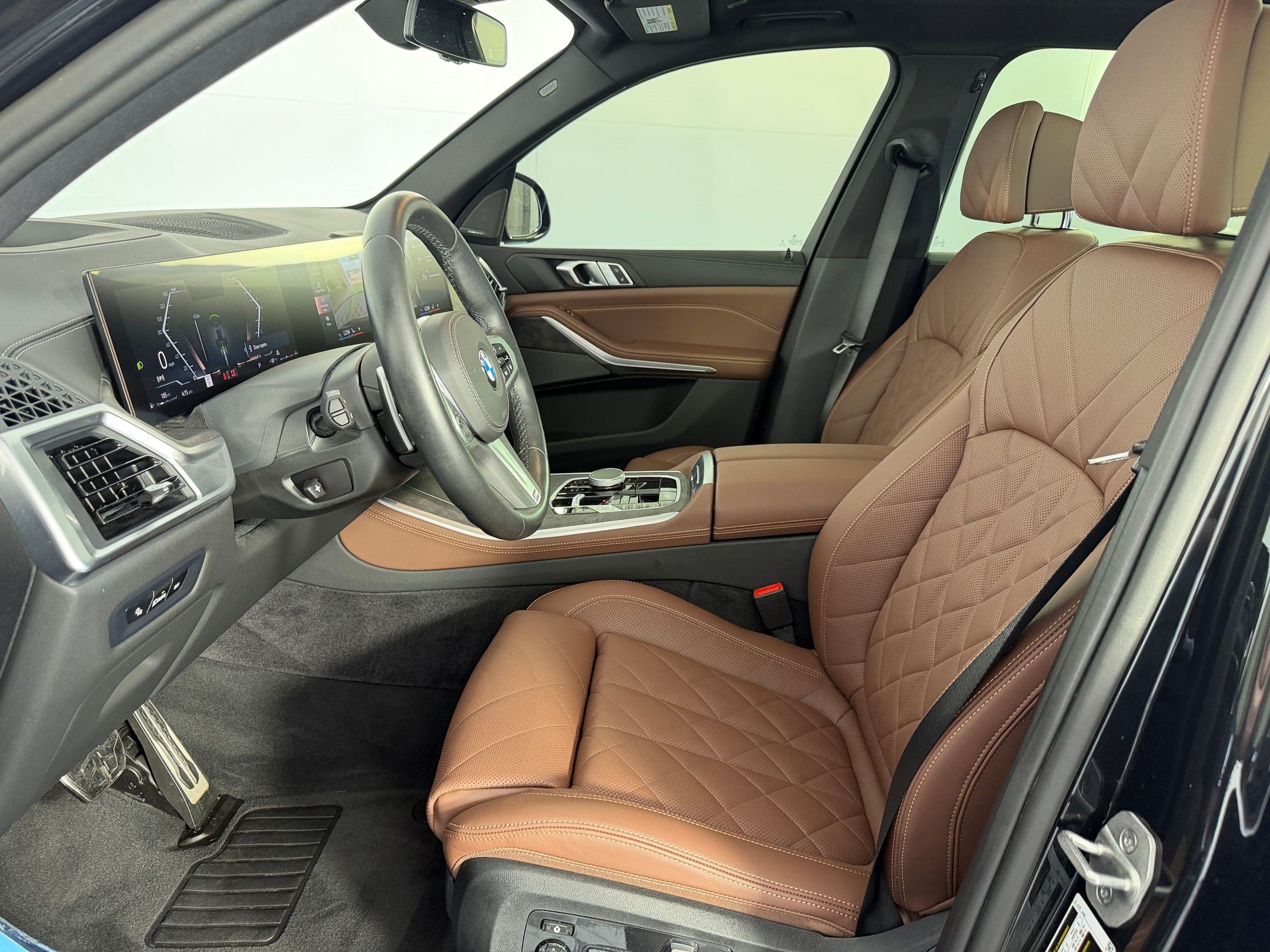 Certified 2024 BMW X5 sDrive40i w/ M Sport Package RWD image 5