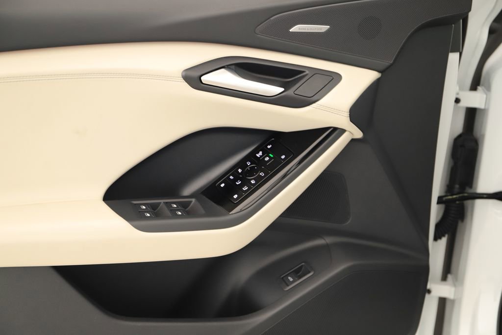 New 2025 Audi Q6 e-tron Premium Plus image 22