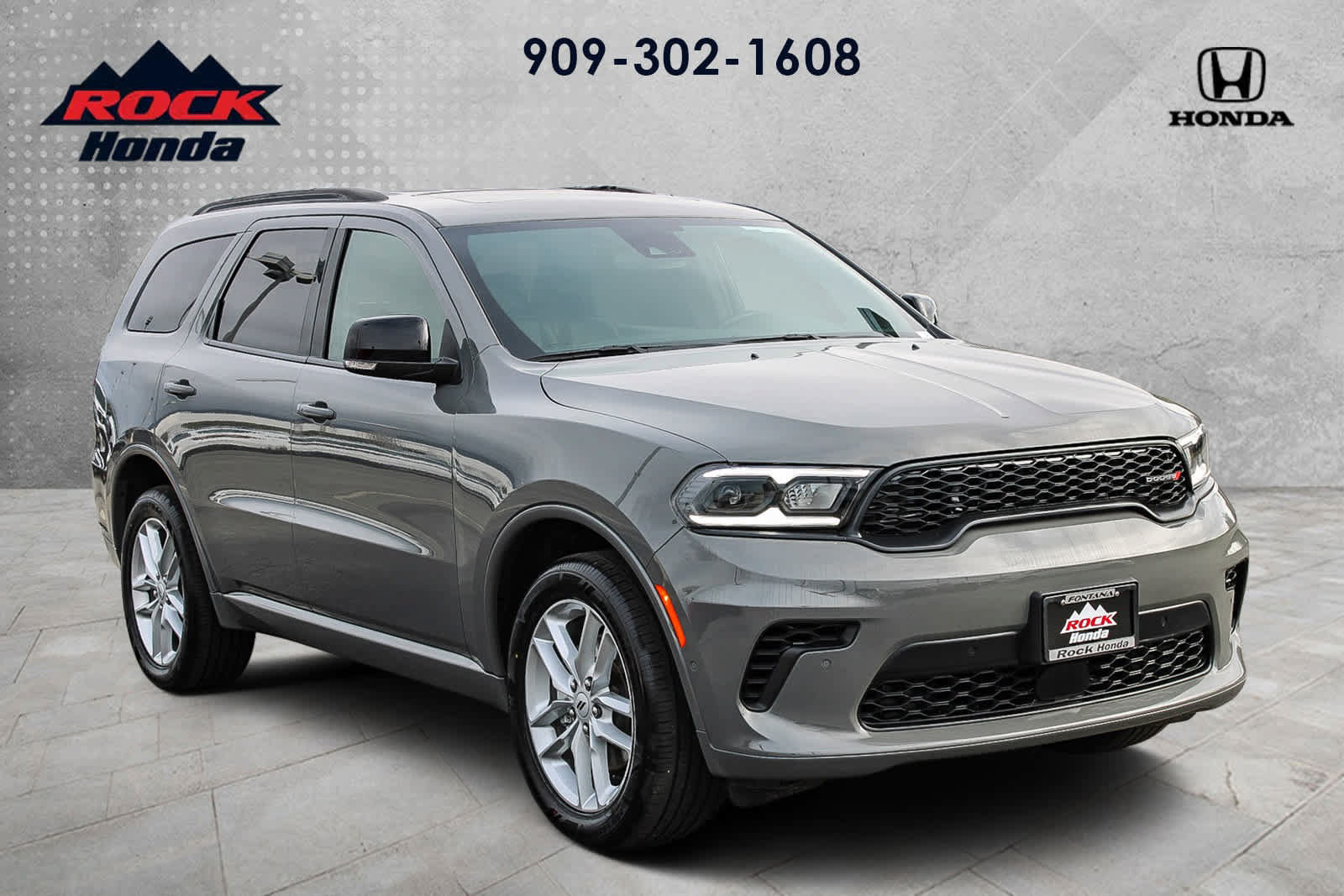 Used 2025 Dodge Durango GT AWD/4WD image 3
