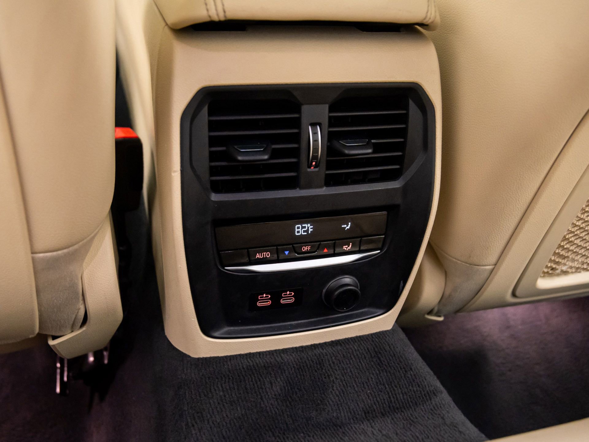 Used 2020 BMW 330i xDrive Sedan w/ Driving Assistance Package image 19