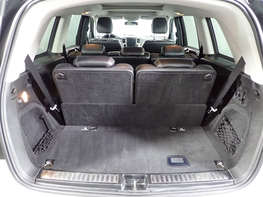 Used 2014 Mercedes-Benz GL 450 4MATIC image 18