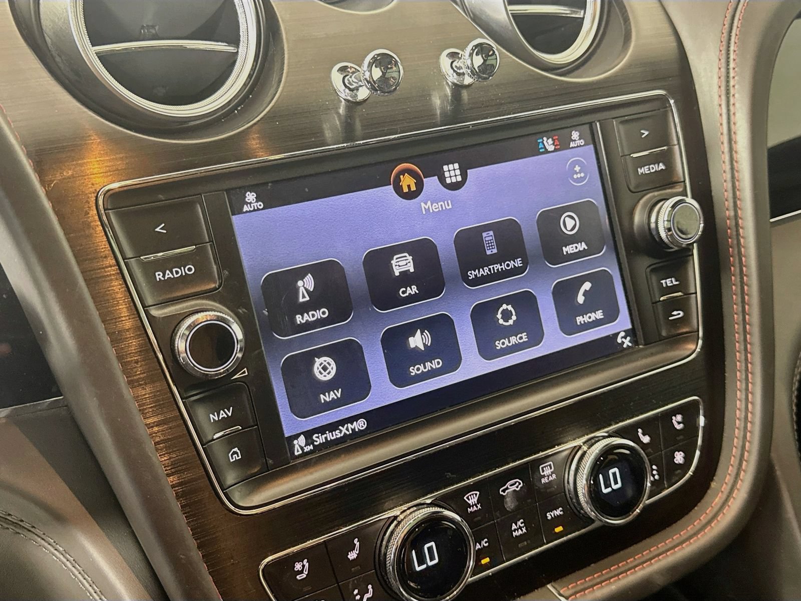 Certified 2019 Bentley Bentayga AWD/4WD image 14
