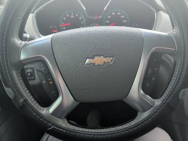 Used 2015 Chevrolet Traverse LT image 12