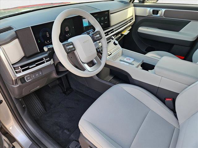 New 2026 Hyundai Santa Fe SE image 3