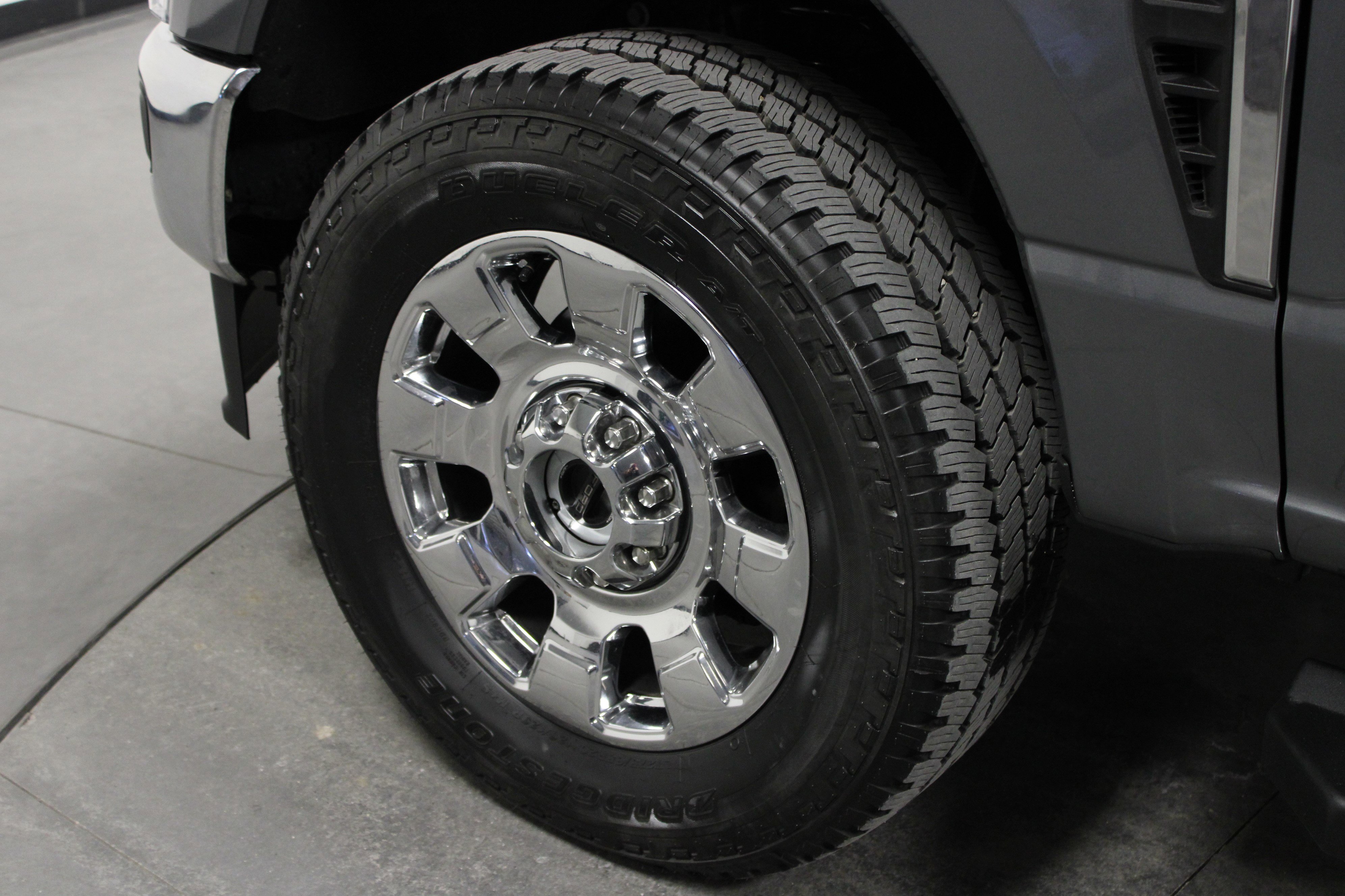 Used 2024 Ford F250 Lariat w/ Chrome Package image 10