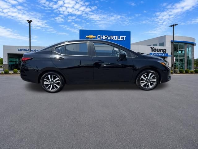 Used 2025 Nissan Versa SV FWD image 8
